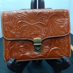 Patricia Nash wallet /zippy/clutch